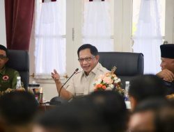 Kerja Maraton Mendagri Tito Karnavian Percepat Rehabilitasi dan Rekonstruksi Pascabencana Sumatera