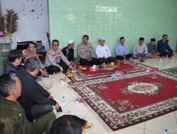 Reff judul  Cegah Tawuran Sejak Dini, Kapolres Metro Jakarta Barat Ajak Warga Kembangan Jaga Kamtibmas
