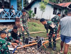 Pos Selal Satgas Yonif 751/VJS Pasang Lampu Tenaga Surya di Kampung Beringin: Malam Tak Lagi Gelap, Aktivitas Warga Lebih Aman