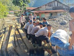 Polri dan Masyarakat Bangun Jembatan Darurat di Aceh Tengah, Akses Kampung Kembali Normal