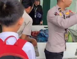 Komitmen Nyata Hadir untuk Masyarakat: Aksi Cepat Personel Bidhumas Polda Sumsel Tolong Korban Laka Lantas di Palembang