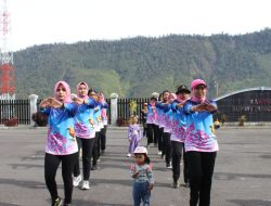 Menghadiri Senam Jumat Sehat Kolaborasi Bersama Pemda Kabupaten Puncak Jaya