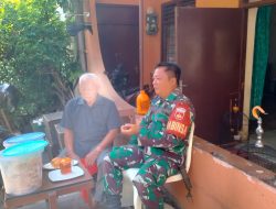 Bincang Santai, Cara Ampuh Babinsa Kemlayan Selalu Dekat dan Berinteraksi Langsung Dengan Warganya