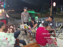 Patroli Malam Polsek Air Besar, Polisi Hadir Beri Rasa Aman dan Himbauan Langsung ke Warga