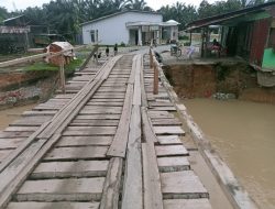 Pangdam I/BB Tinjau Jembatan Bailey Penghubung Besilam Bukit Lembasa–Banjaran Raya