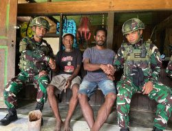 Binter TNI Kesadaran Gerak Cepat Satgas Yonif 521/DY Perbaiki Instalasi listrik di Kampung Muara Nawa
