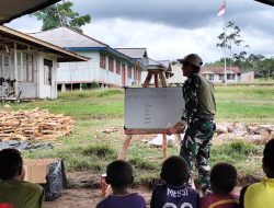 Pos Tarub Satgas Yonif 751/VJS Gelar Kelas Calistung di Lapangan Serba Guna: Bekali Anak Perbatasan, Bangun Generasi Papua Lebih Maju