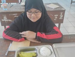 Hari Ke-4 MBG Desa Putukrejo, Siswa SDN 02, SMPN 03 Kalipare, dan MI Darul Yaqin Tampak Gembira Terima Makanan Bergizi Gratis