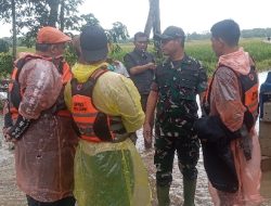 Kodim 0601/Pandeglang dan Sibernet Foundation Tinjau Banjir Terparah di Desa Idaman Patia