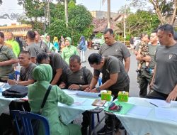 Dandim 0418/Palembang Tinjau Donor Darah HUT Persit ke-80 di Halaman Rumah Dinas Wali Kota