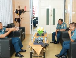 Kunjungan Kerja Komandan Koppeba Koarmada RI ke Kodaeral XIV