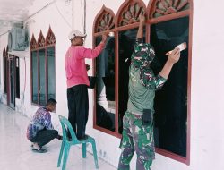 Sambut Ramadhan, TNI dan Warga Tanjong Dama Kompak Perindah Meunasah