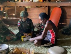 Peduli Kesehatan Satgas Pamtas Kewilayahan Yonif 521/DY Berikan Pelayanan Kesehatan Gratis di Distrik Eragayam