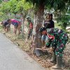 Wujudkan Lingkungan Asri, Babinsa Pakunden Ajak Warga Gotong Royong Dalam Jumat Bersih