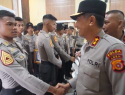 Kapolda Aceh Beri Penghargaan kepada Danyon Taruna Akpol dan Taruna Akpol atas Dedikasi Kemanusiaan di Aceh Tamiang
