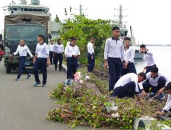 Kodaeral XIV Dukung Program Indonesia ASRI, Bersihkan Dermaga dan Pantai