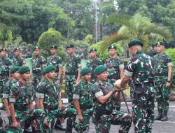 Yonif 515 UTY/9/2 Kostrad Gelar Tradisi Penyambutan Warga Baru