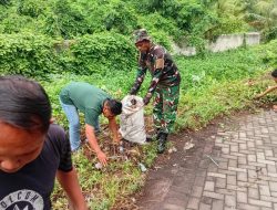 Cegah Penyebaran Penyakit, Koramil 01/Bitung dan Warga Pateten Satu Lakukan Karya Bakti