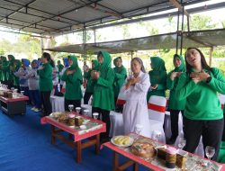Persit KCK PD XVIII/Kasuari Tebar Kasih di Panti Asuhan Santa Maria pada HUT ke-80