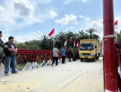 TNI Rampungkan Jembatan Bailey Desa Alue Leuhob, Akses Vital Warga Kembali Terhubung