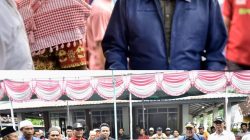 Kunjungi Ambalawi, Bupati dan Wabup Serahkan Pipa Air Bersih