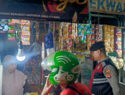 Operasi Pekat Musi 2026: Polrestabes Palembang Sita Puluhan Botol Miras di Jalan Perindustrian