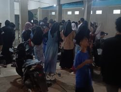 Polisi Amankan dan Kawal Pawai Obor Sambut Ramadhan di Kampung Sukosari Palembang