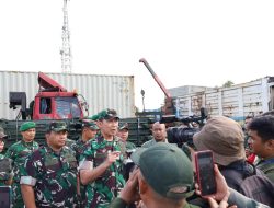 Pangdam I/BB Tinjau Proses Pemindahan 8 Unit Jembatan Modular Type 3-1 di Titi Papan Medan