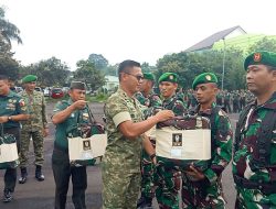 Komandan Kodim 0818/Malang-Batu Serahkan Paket Kaporlap kepada Personel