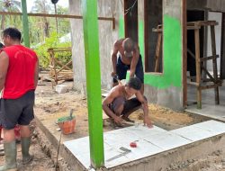 TMMD Ke-127 Kaimana Genjot Pengecatan Rumah Warga, Progres Capai 50 Persen di Kampung Sisir 2