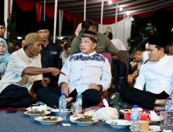 Mendagri Tito Karnavian dan Dirjen Adwil Safrizal ZA Buka Puasa Perdana Ramadan Bersama Warga Terdampak Banjir Aceh Tamiang