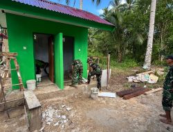 Terus Dikebut TMMD Ke-127 Kodim 1804/Kaimana Capai 59 Persen, Pemasangan Tegel MCK