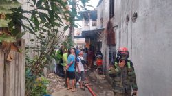 Rumah Ludes Terbakar, Warga Panik Saat Api Nyaris Merambat ke Permukiman