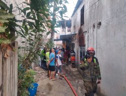 Rumah Ludes Terbakar, Warga Panik Saat Api Nyaris Merambat ke Permukiman