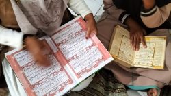 Tanamkan Nilai Religi dan Kepedulian Sosial, SDN 2 Sumberpetung Gelar Pondok Ramadhan dan Berbagi Takjil untuk Masyarakat