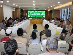 Ramadhan Penuh Kebersamaan, Polres Metro Jakbar Gelar Bukber Bersama Awak Media, Santunan Anak Yatim hingga Bagikan 200 Takjil
