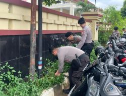 Jaga Kenyamanan Markas, Personel Korsabhara Baharkam Polri Gelar Aksi Bersih Lingkungan
