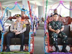 Kirab Adipura 2026: Kapolres Gresik dan Forkopimda Kompak Tumpangi Kendaraan Listrik Keliling Kota