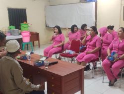 Kapolsek Menyuke Beserta Anggota, Bhayangkari dan Tokoh Agama Menyuke Buka Puasa Bersama