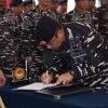 Panglima Armada III Menandatangani Berita Acara Alih Bina KRI Fatahillah-361 dan KRI Malahayati-362 Ke Armada I