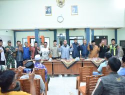 Bukan Sekadar Aman: Kapolres Gresik Hadir Jaga Kepercayaan Pasca Mediasi Campurejo–Banyutengah