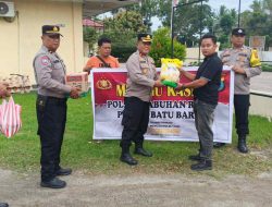 Kapolsek Labuhan Ruku Gelar Minggu Kasih dengan Berikan Bantuan Sembako kepada Kaum Dhuafa di Wilkum