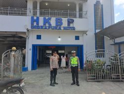 Sat Lantas Polres Batu Bara Laksanakan Pengamanan Gereja HKBP Indrapura Kota, Suasana Ibadah Tetap Kondusif