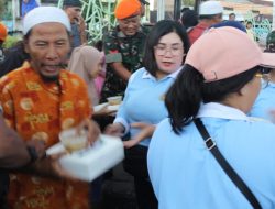 Nasi Kotak dan Takjil Ramadhan Resimen Arhanud 1 Pasgat ,Perkokoh Silaturahmi dan Berbagi kebahagian dengan Masyarakat