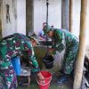 Wujudkan Kemanunggalan, Satgas TMMD Ke 127 Kodim 0808/Blitar Ringankan Beban Warga Menimba Air