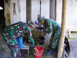 Wujudkan Kemanunggalan, Satgas TMMD Ke 127 Kodim 0808/Blitar Ringankan Beban Warga Menimba Air
