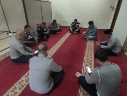 Kegiatan Pembacaan Surat Al-khafi di Musholla Al Barkah Polsek Bantar Gebang
