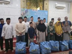 Polri bersama Jurnalis Beri Santunan untuk 100 Anak Yatim Piatu