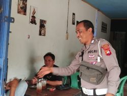 Personel Polsek Mempawah Hulu Pantau Situasi Kamtibmas di Pasar Karangan