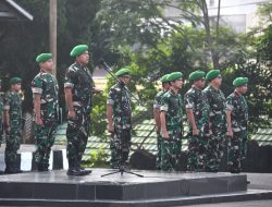 Sambut Idul Fitri 1447 H, Korem 044/Gapo Bagikan Bingkisan Lebaran untuk Prajurit dan PNS